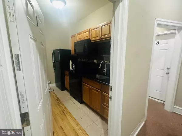 Philadelphia, PA 19143,4911 CATHARINE ST #1