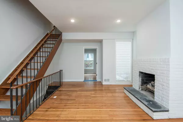 Philadelphia, PA 19104,3936 DELANCEY ST