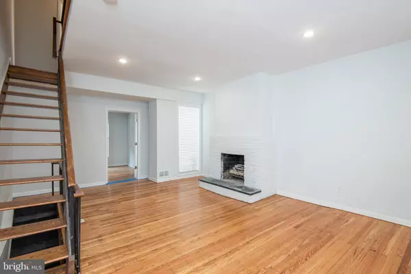 Philadelphia, PA 19104,3936 DELANCEY ST