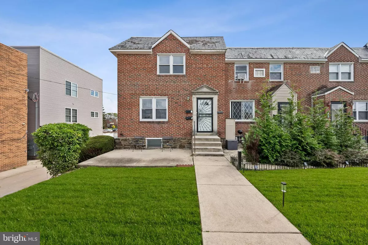 Philadelphia, PA 19151,7520 OVERBROOK AVE