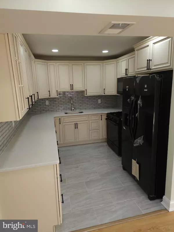 Philadelphia, PA 19111,8303 RIDGEWAY ST #2 ND FLOOR