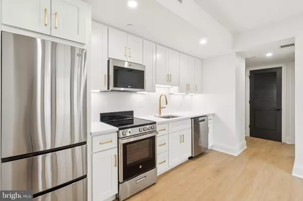 Philadelphia, PA 19103,135 S 19TH ST #304