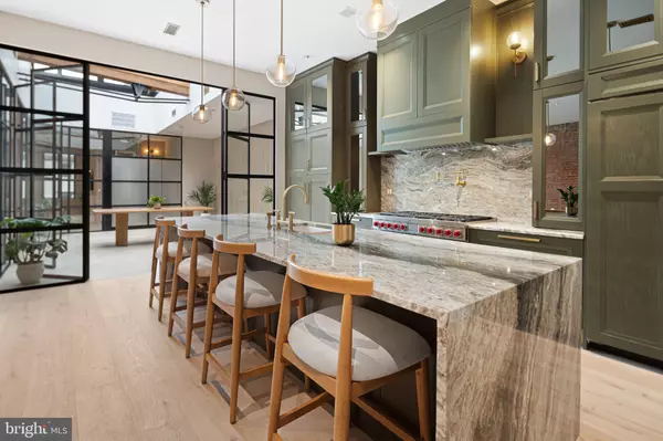 Philadelphia, PA 19103,2017 SANSOM ST