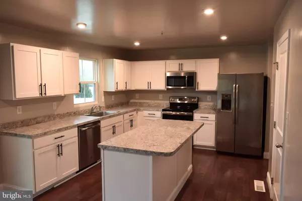 Baltimore, MD 21220,120 SHININGFIELD CT