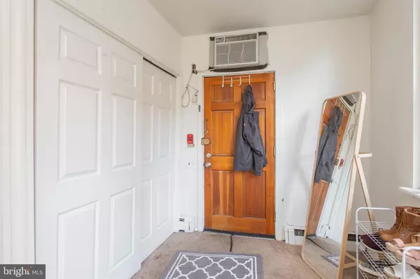 Philadelphia, PA 19104,4008 PINE ST #2