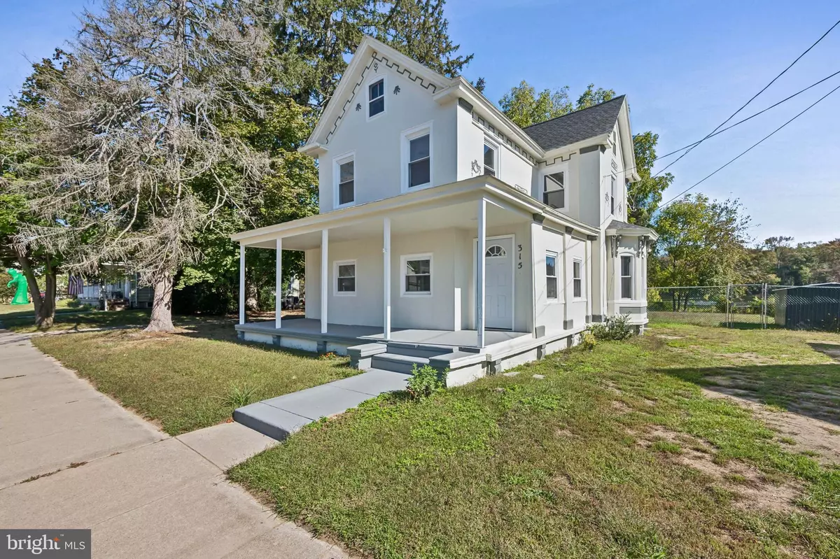 Elmer, NJ 08318,315 S MAIN ST