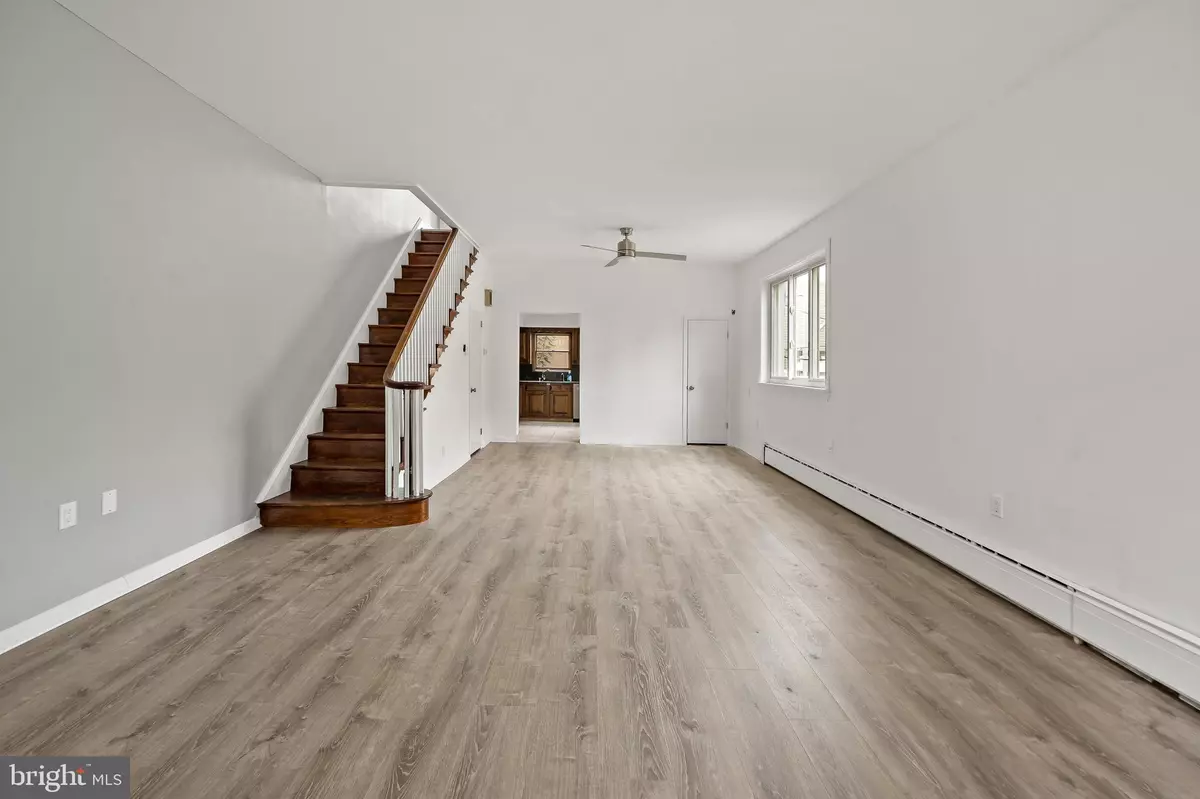 Philadelphia, PA 19148,1122 MCCLELLAN ST