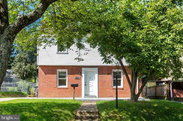 Hyattsville, MD 20784,4816 WOODLAWN DR