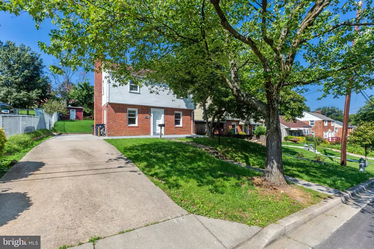 Hyattsville, MD 20784,4816 WOODLAWN DR