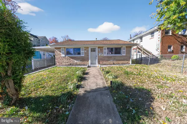 2136 S MONROE ST, Arlington, VA 22204