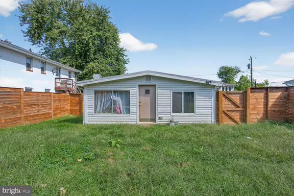 Arlington, VA 22204,2136 S MONROE ST