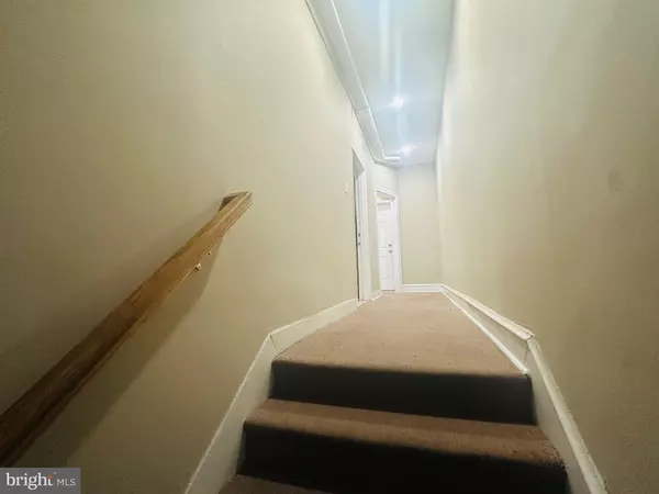 Philadelphia, PA 19143,4911 CATHARINE ST #2