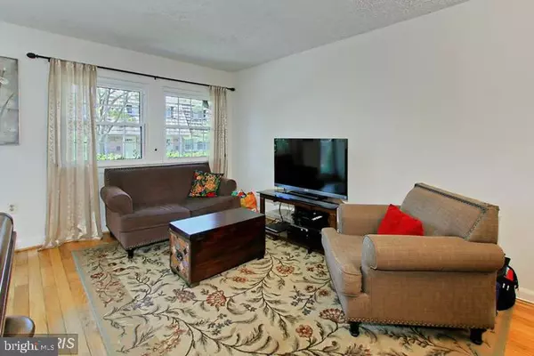 Falls Church, VA 22046,216 S VIRGINIA AVE #80
