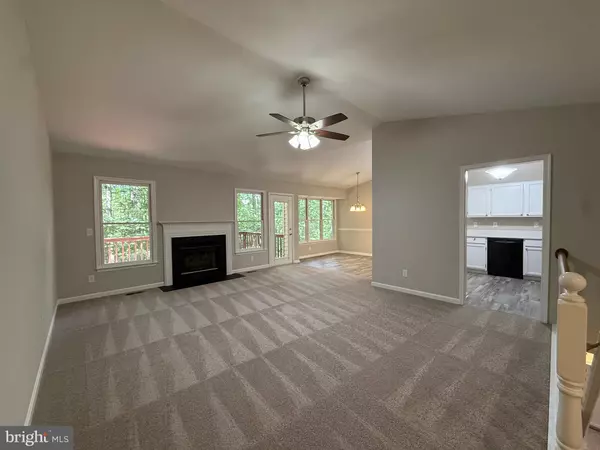 Locust Grove, VA 22508,305 FAIRWAY DR