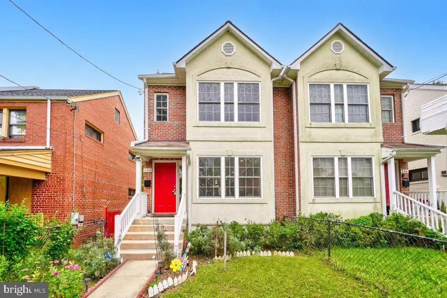 154 FORRESTER ST SW, Washington, DC 20032