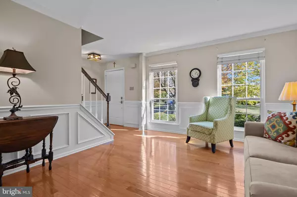 Newtown, PA 18940,9 TULIP DR