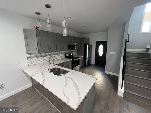 Philadelphia, PA 19133,2320 N PALETHORP ST