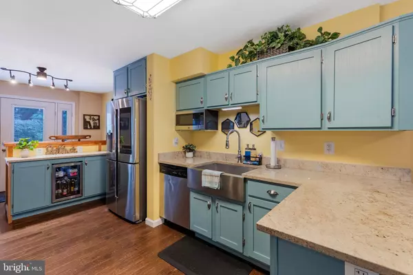 Springfield, VA 22152,8715 ETTA DR