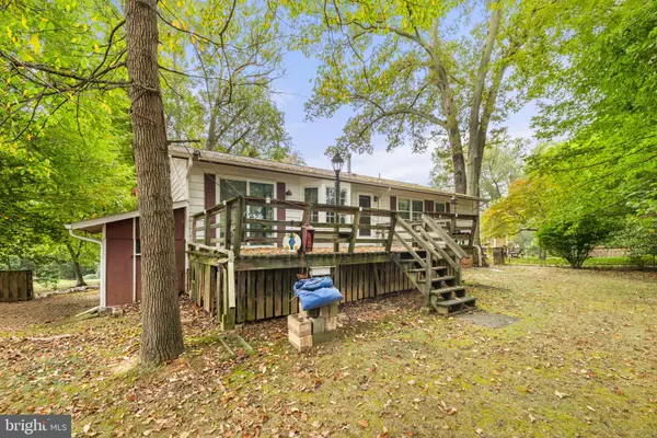 Vienna, VA 22182,1604 PALM SPRINGS DR