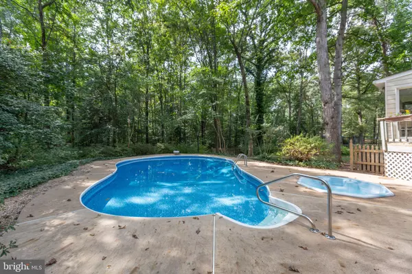 Fredericksburg, VA 22407,5 MAYFAIR DR