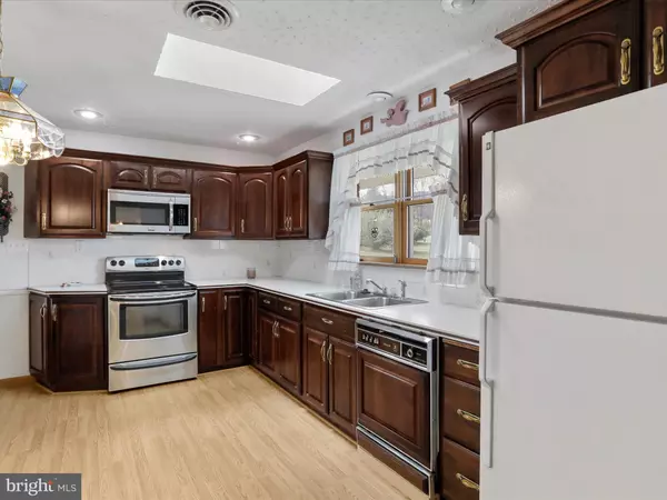 Keyser, WV 26726,100 FAWN LN