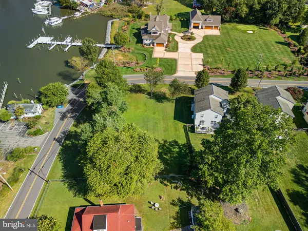 Deale, MD 20751,6061 DRUM POINT RD