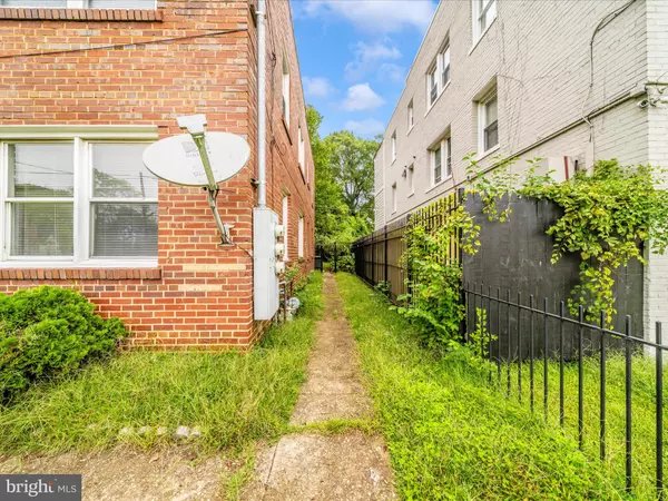 Washington, DC 20019,4811 QUARLES ST NE