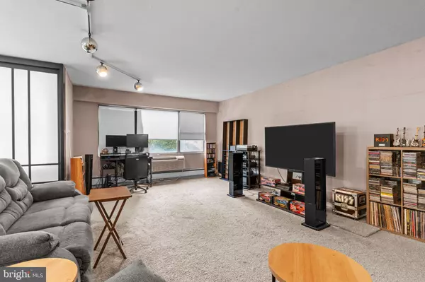 7900 OLD YORK RD #414-A, Elkins Park, PA 19027