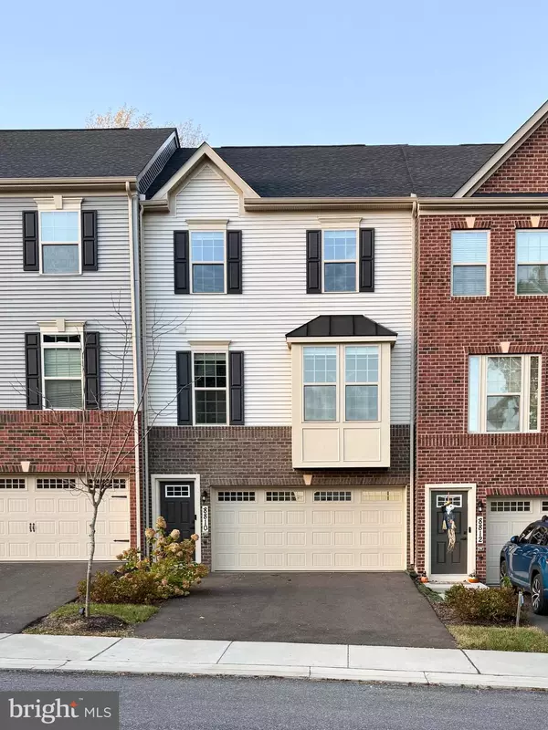 8810 SYBIL LN, Upper Marlboro, MD 20772