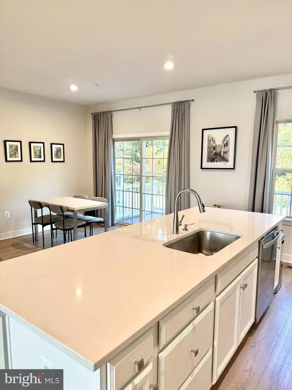 Upper Marlboro, MD 20772,8810 SYBIL LN