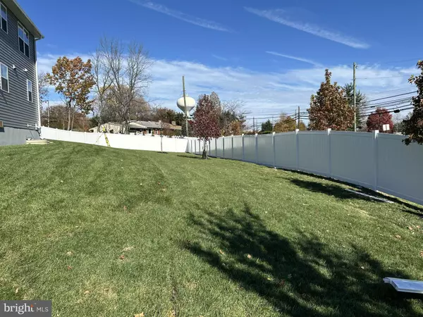 Warminster, PA 18974,942 STEIN CT