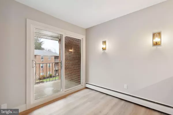 Malvern, PA 19355,176 W KING ST #311