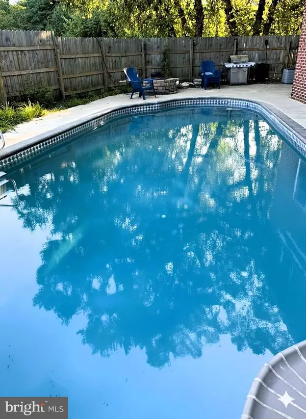 Wilmington, DE 19809,11 WOODSWAY RD