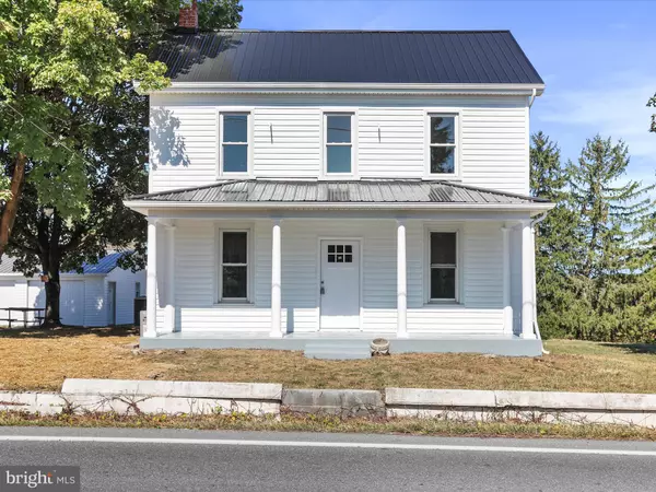 3223 GRADE RD, Falling Waters, WV 25419