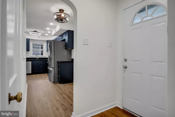 Mechanicsburg, PA 17055,114 E MAPLEWOOD AVENUE