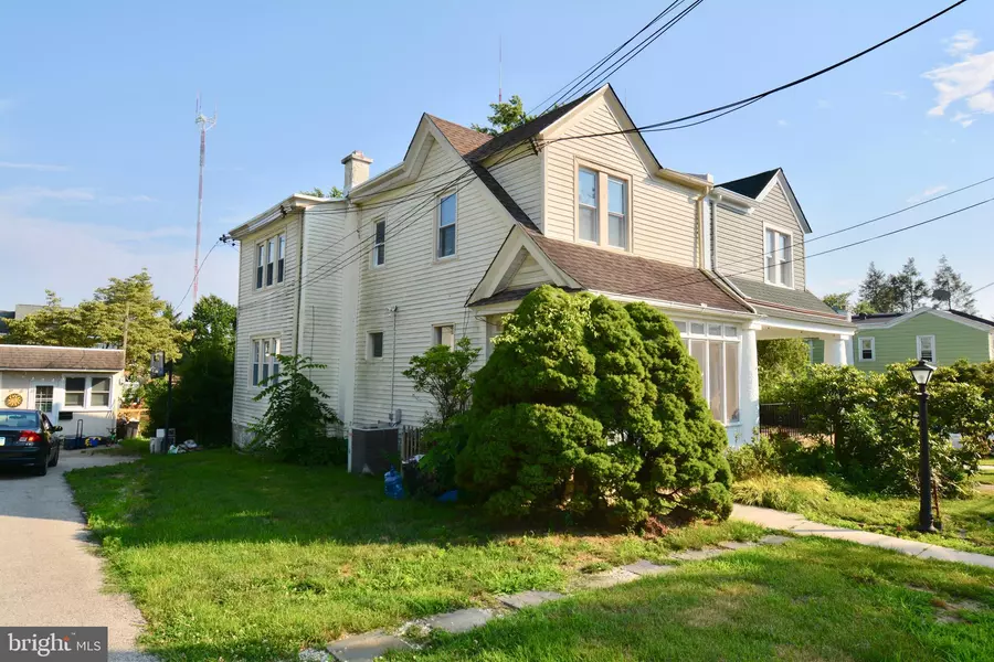 461 FLAMINGO ST, Philadelphia, PA 19128