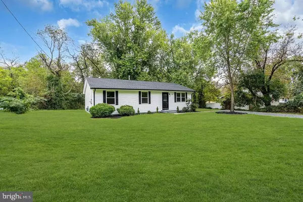 Elmer, NJ 08318,58 WALLACE ST