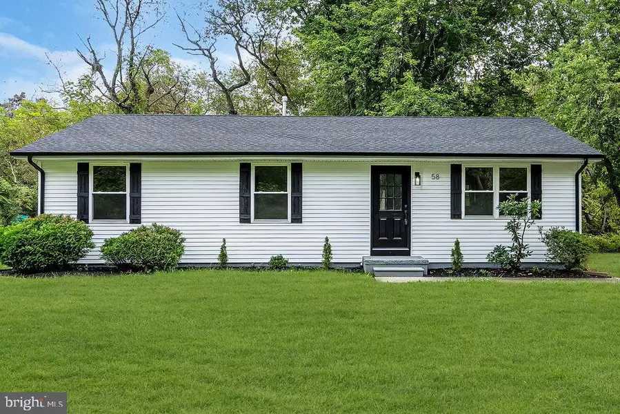 58 WALLACE ST, Elmer, NJ 08318