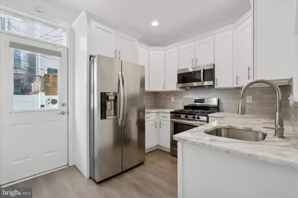 Philadelphia, PA 19122,1924 N ORIANNA ST