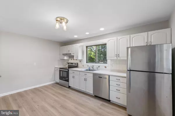 Rockville, MD 20850,2892 BALMORAL DR