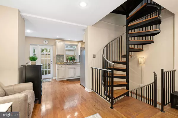 Philadelphia, PA 19146,2117 RODMAN ST