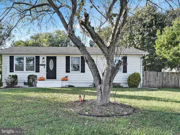 York, PA 17402,3855 STUART DR