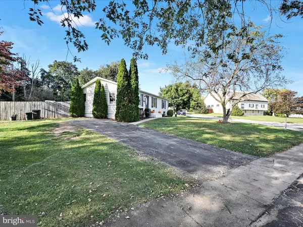 York, PA 17402,3855 STUART DR