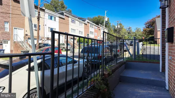 Washington, DC 20019,5523 HUNTS PL NE