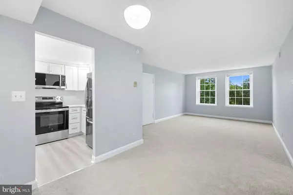 Arlington, VA 22206,2856 S BUCHANAN ST #B1