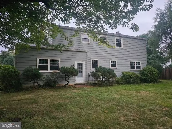 Conshohocken, PA 19428,1004 ASPEN CT