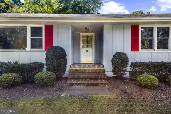 Severna Park, MD 21146,213 CYPRESS CREEK RD