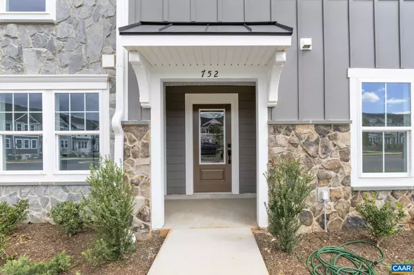 Crozet, VA 22932,752 PARK RIDGE DR