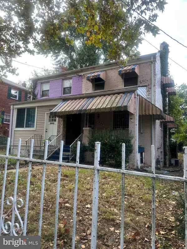 Washington, DC 20019,2933 M ST SE