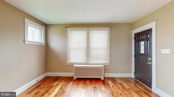 Baltimore, MD 21206,121 W ELM AVE